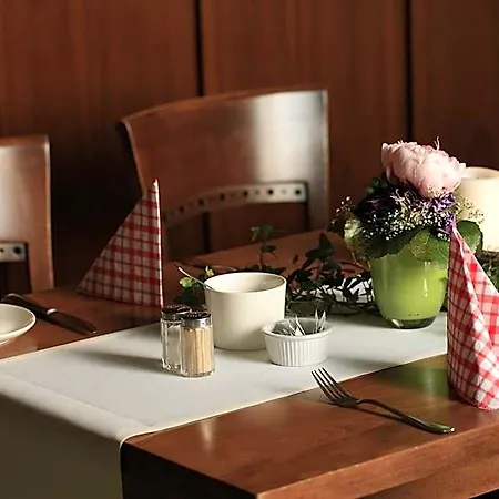 Hotel Landidyll Zum Freden 4*
